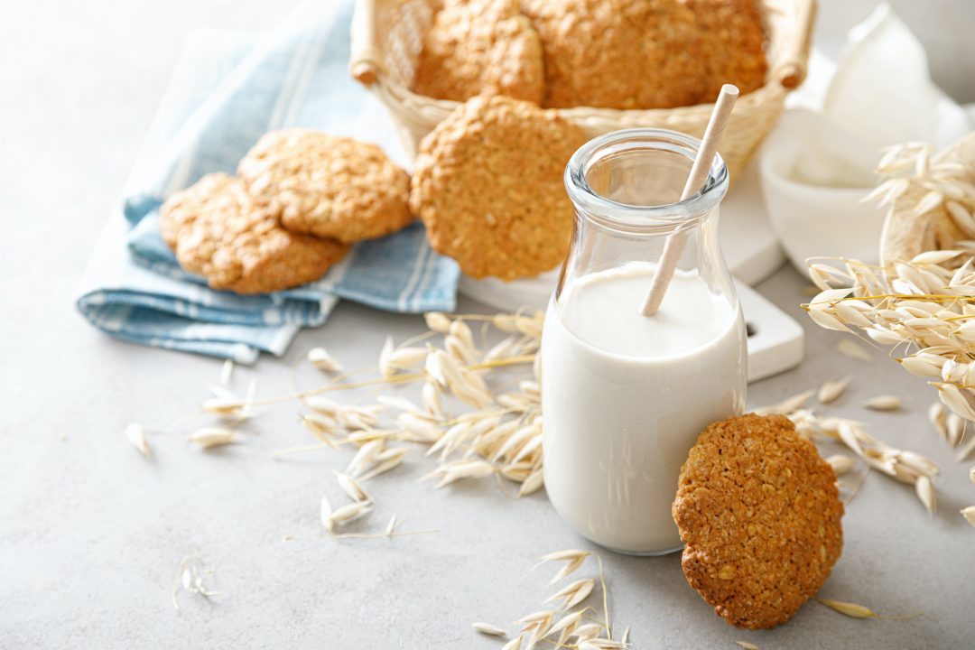 oat-milk-delicious-and-healthy-vegetarian-alternative-milk-drink-non-dairy-milk.jpg
